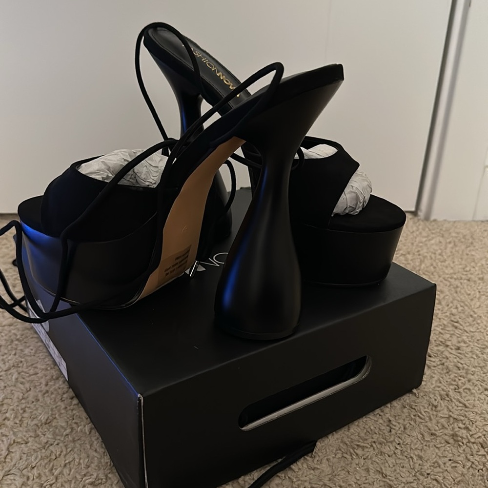 Never Been Worn Platform Heels - image 2